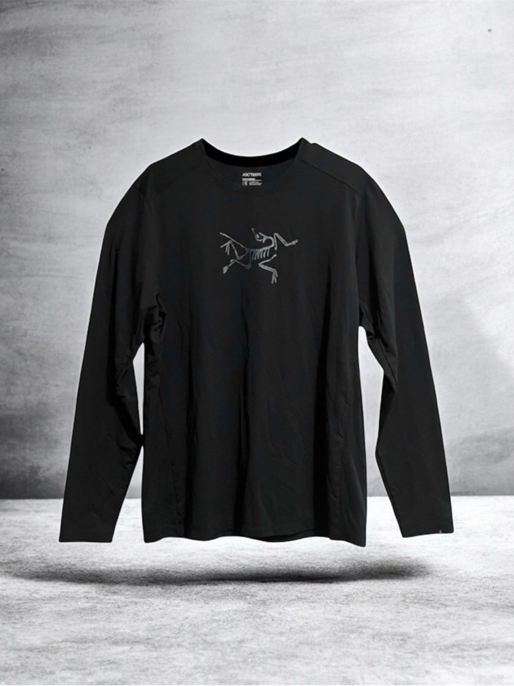 Arc'teryx Shirt Mens Large Cormac Logo Long Sleeve Performance Shirt
